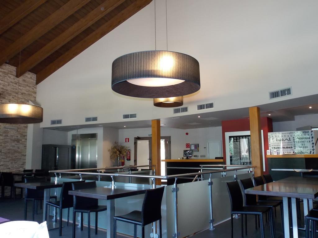 Aparthotel Bubal El Pueyo de Jaca Ngoại thất bức ảnh