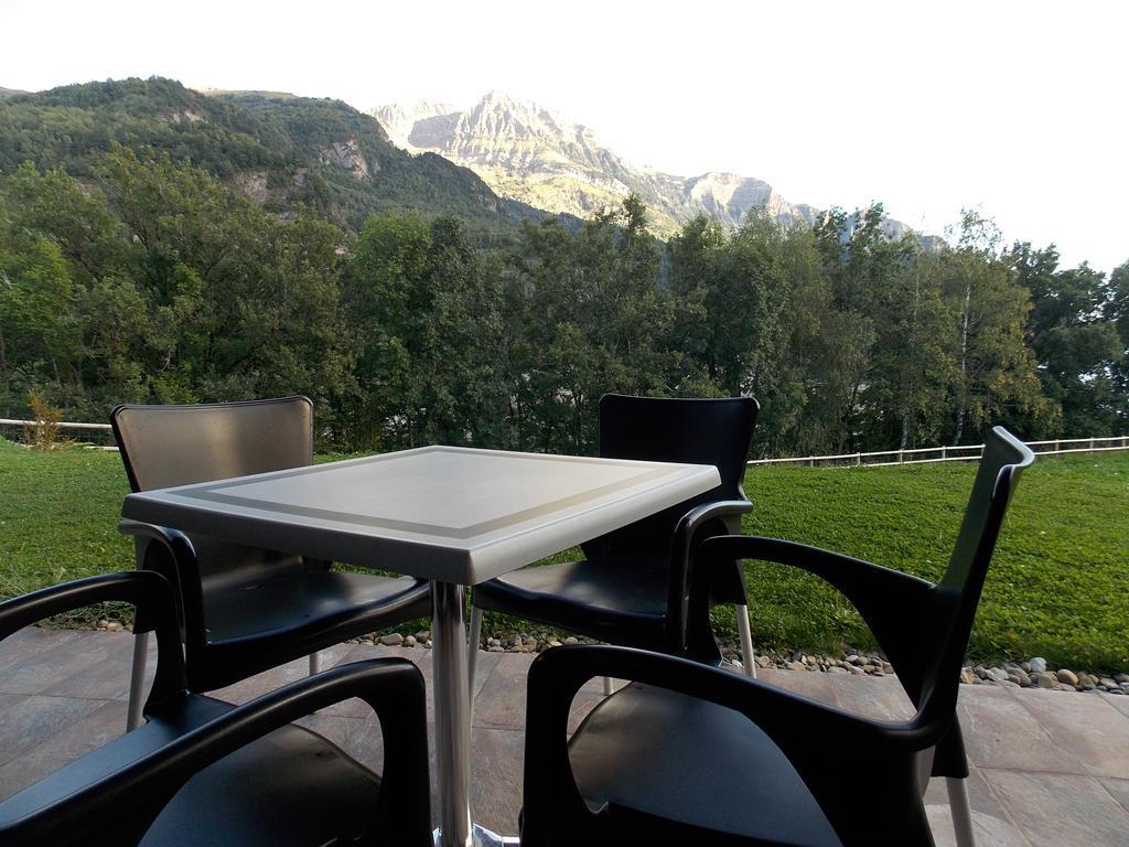 Aparthotel Bubal El Pueyo de Jaca Ngoại thất bức ảnh