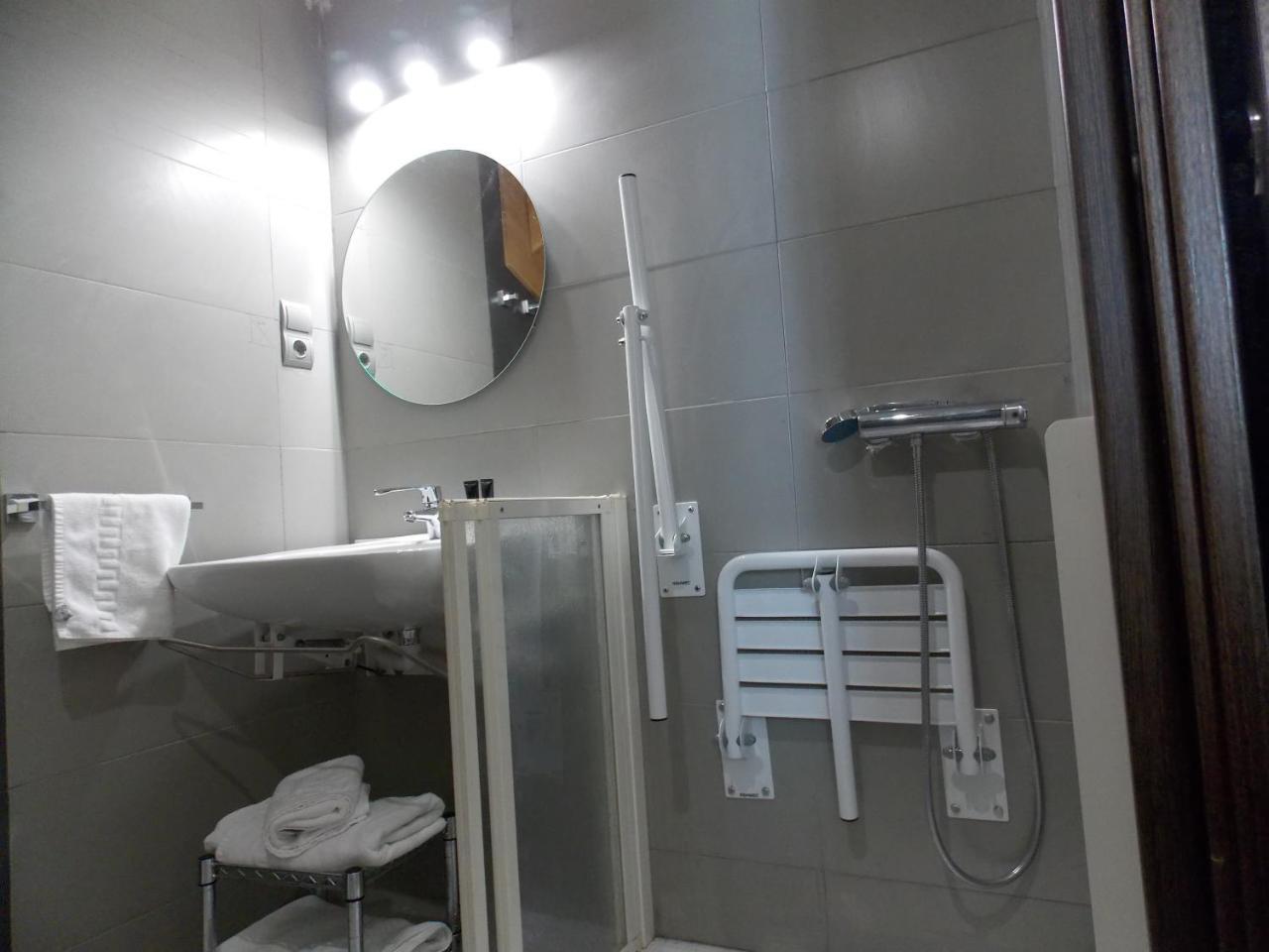 Aparthotel Bubal El Pueyo de Jaca Ngoại thất bức ảnh